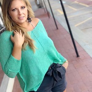 MINT KNIT OFF SHOULDER TOP